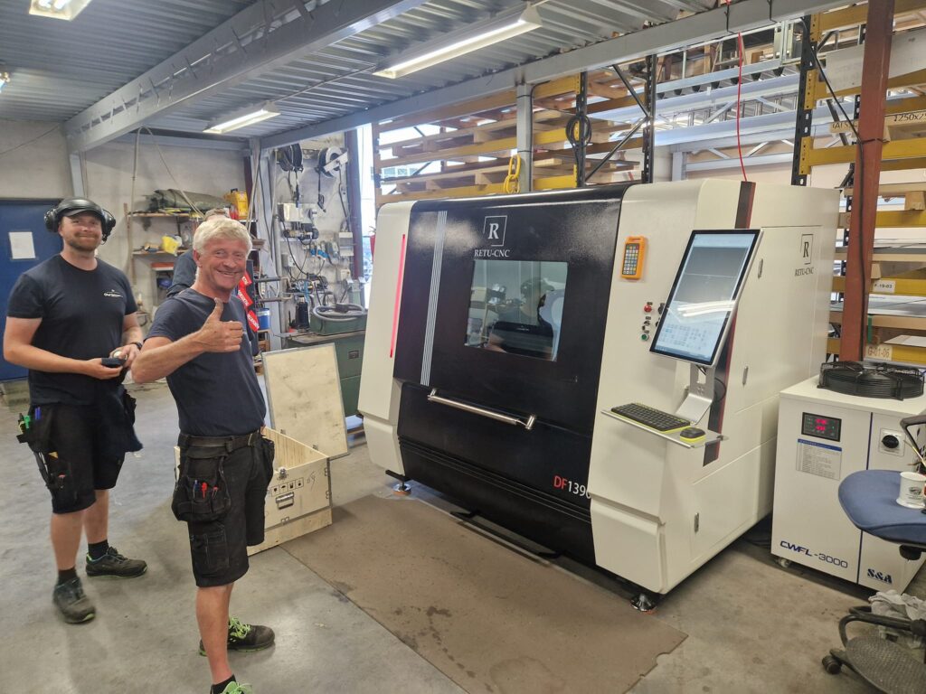 Levering av ny 3000w fiberlaser til kunde her på Sørlandet