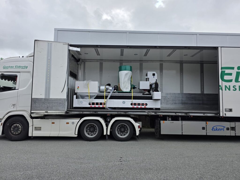 levere CNC-fresemaskin